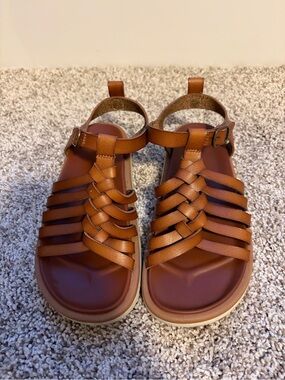 Youth Brown Strappy Sandals